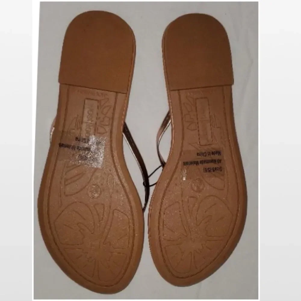 New Westloop Womens Flip Flops Gold Tan Slip On Shoes Small 5 6